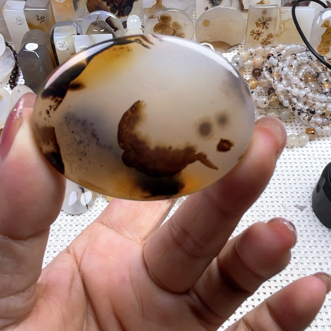 玛瑙/玉髓未镶嵌颈饰