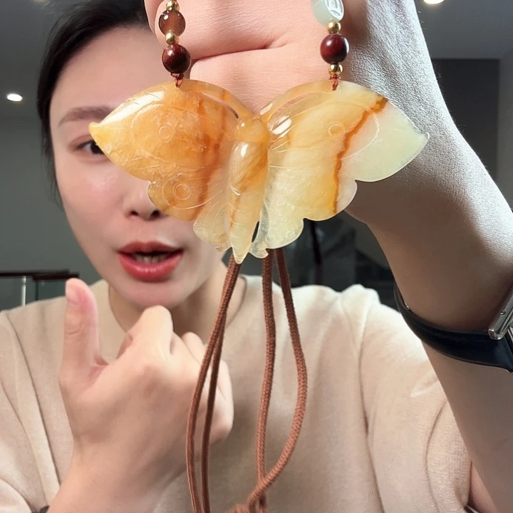 暖****蛇纹石玉未镶嵌颈饰