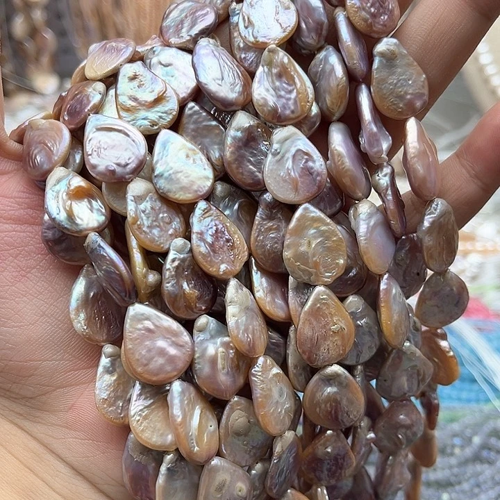 未镶嵌玛瑙/玉髓珠宝半成品一条水滴巴洛克珍珠几颗有生长孔