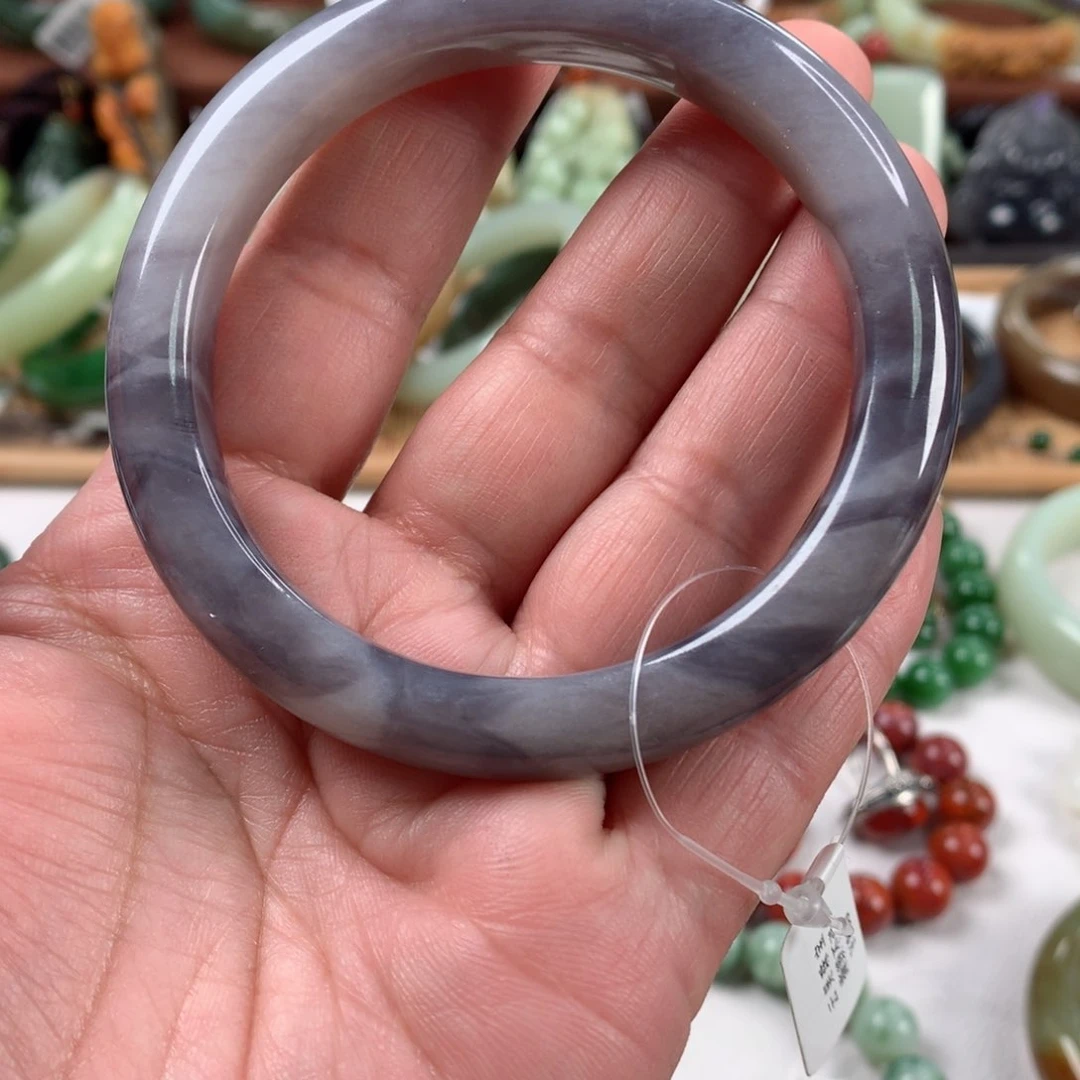 和田玉手镯未镶嵌60口径