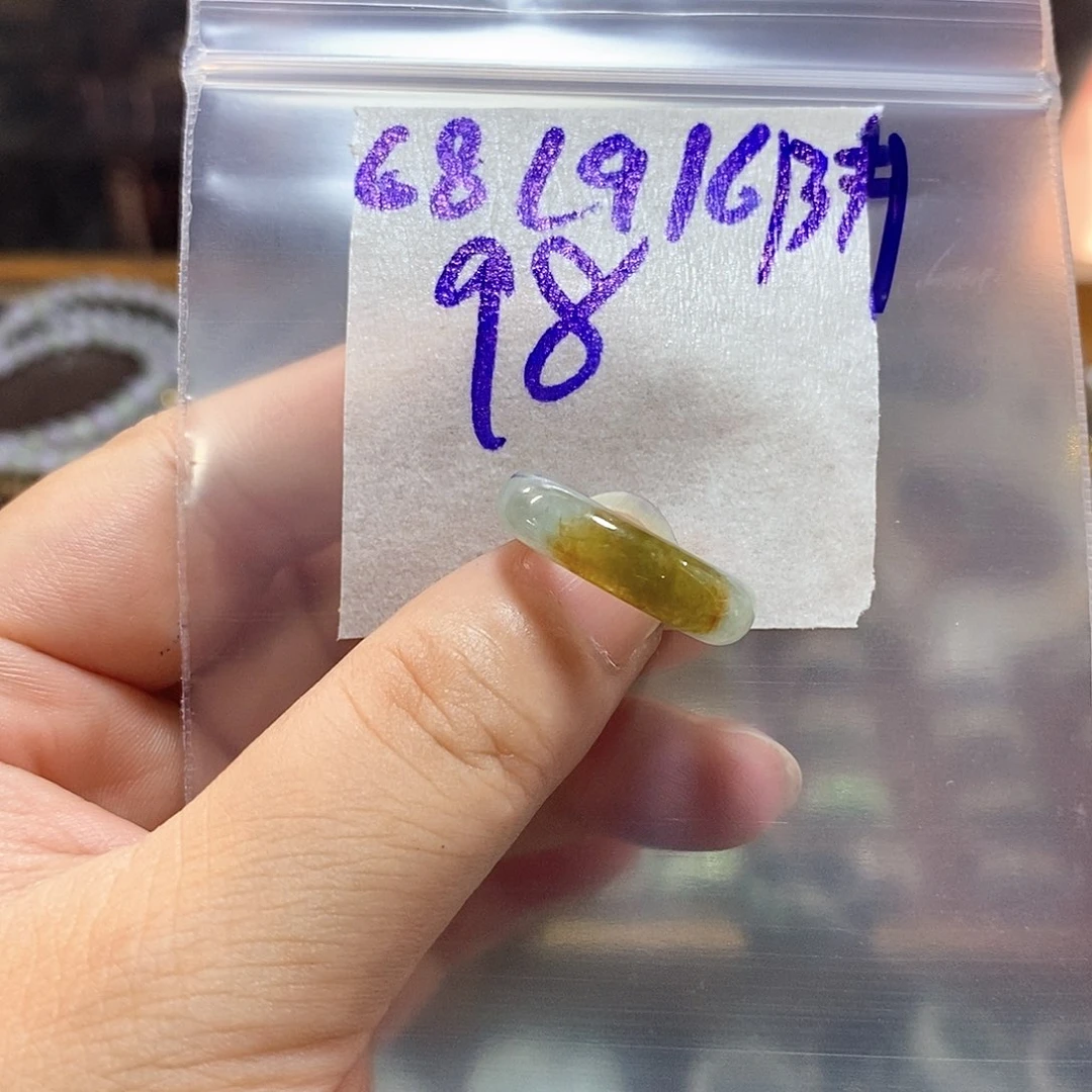 未镶嵌定制翡翠翡翠