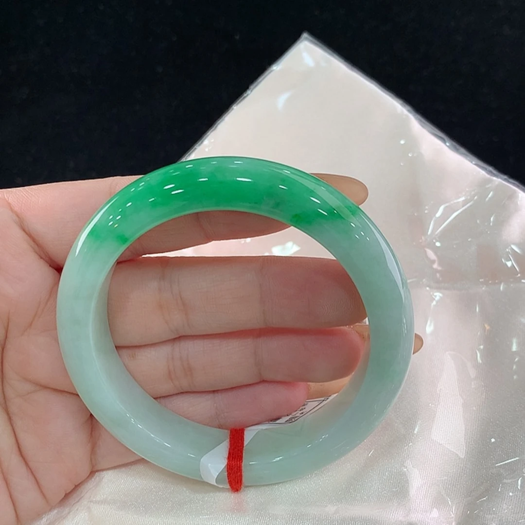 【闪购商品】未镶嵌手镯翡翠57，56/57