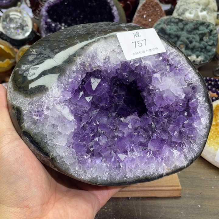 未镶嵌水晶珠宝半成品