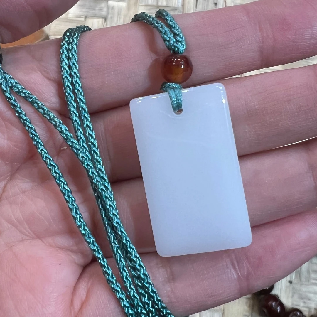 和田玉小无事牌便宜