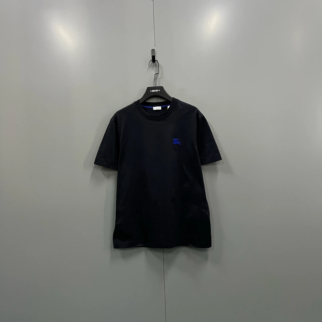 99新 BURBERRY/博柏利 (ll) 黑色马术骑士刺绣短袖 XL码/610946