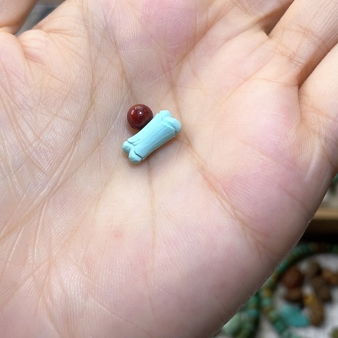南红玛瑙配饰未镶嵌