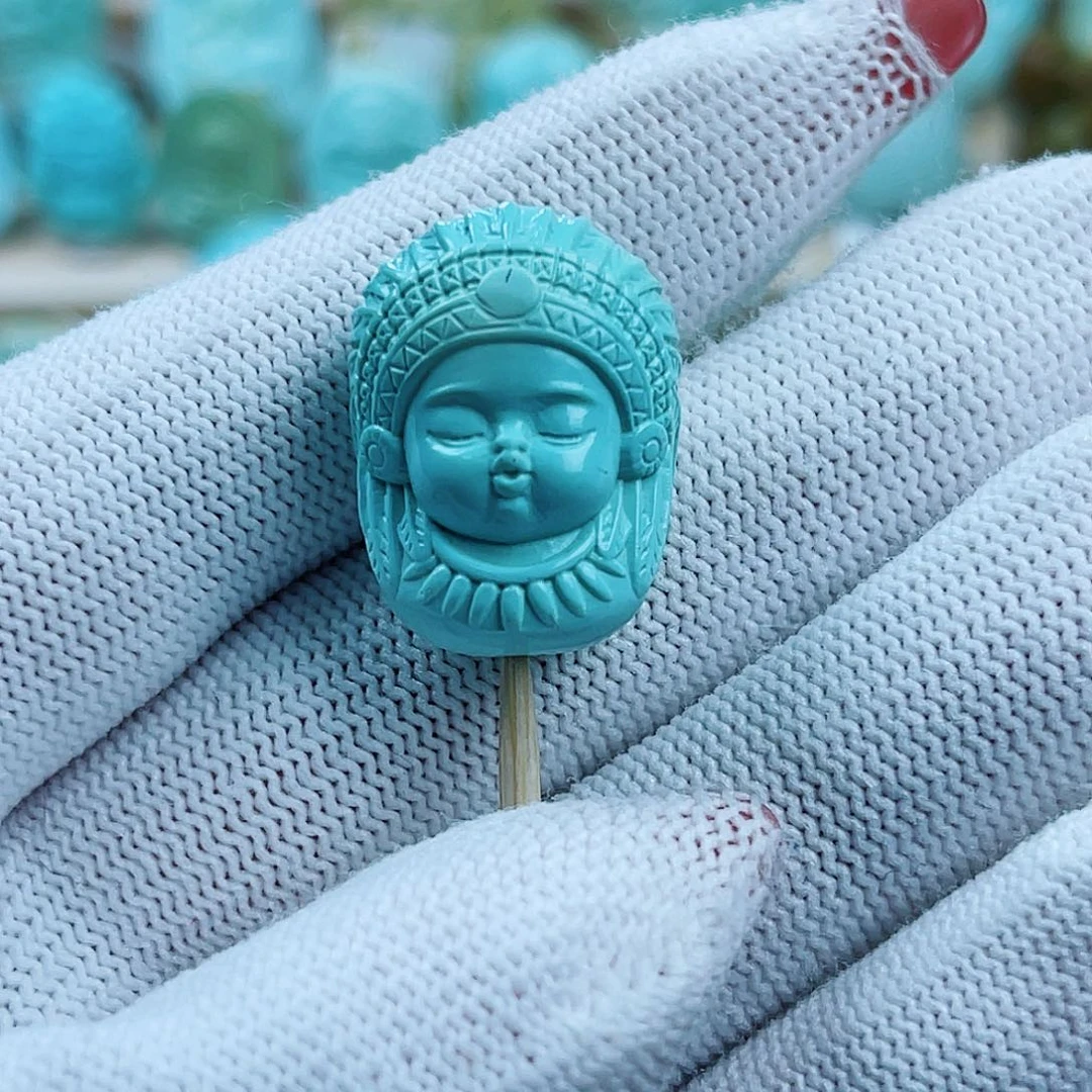 绿松石未镶嵌珠宝奇石