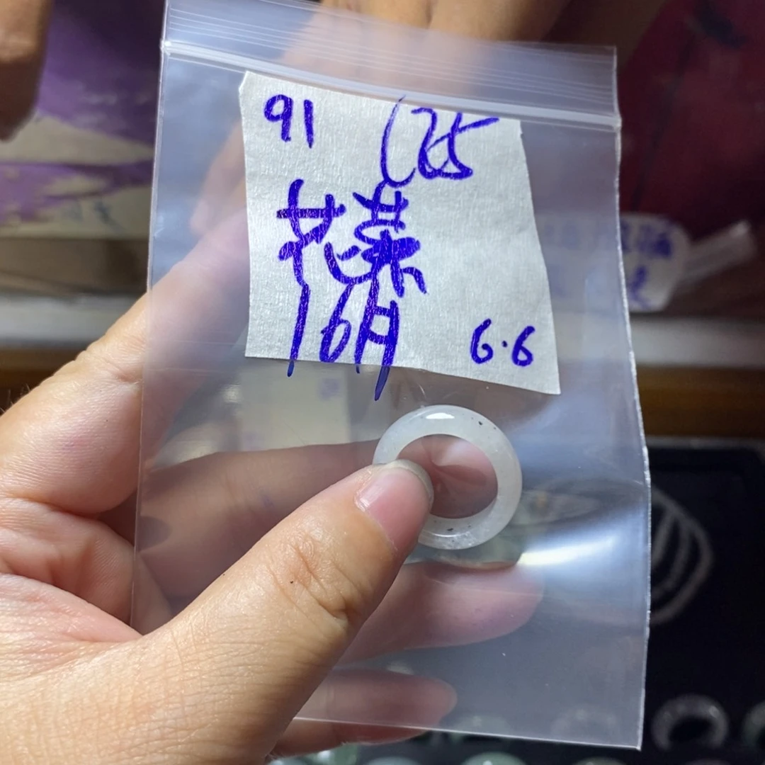 定制翡翠未镶嵌花***O