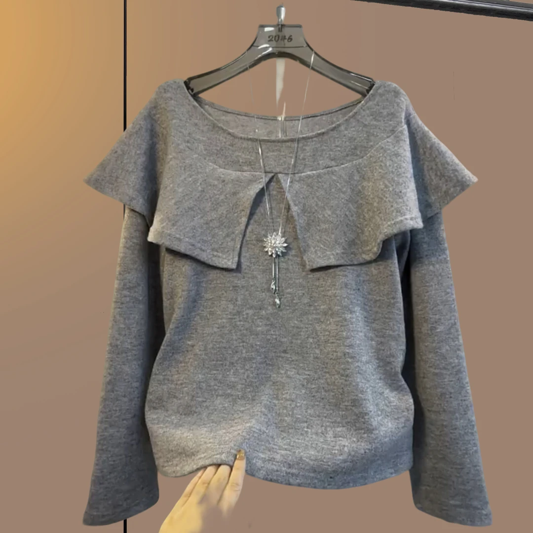 秋冬季大码女装胖妹妹洋气遮肉显瘦宽松时尚灰色披肩领上衣小衫