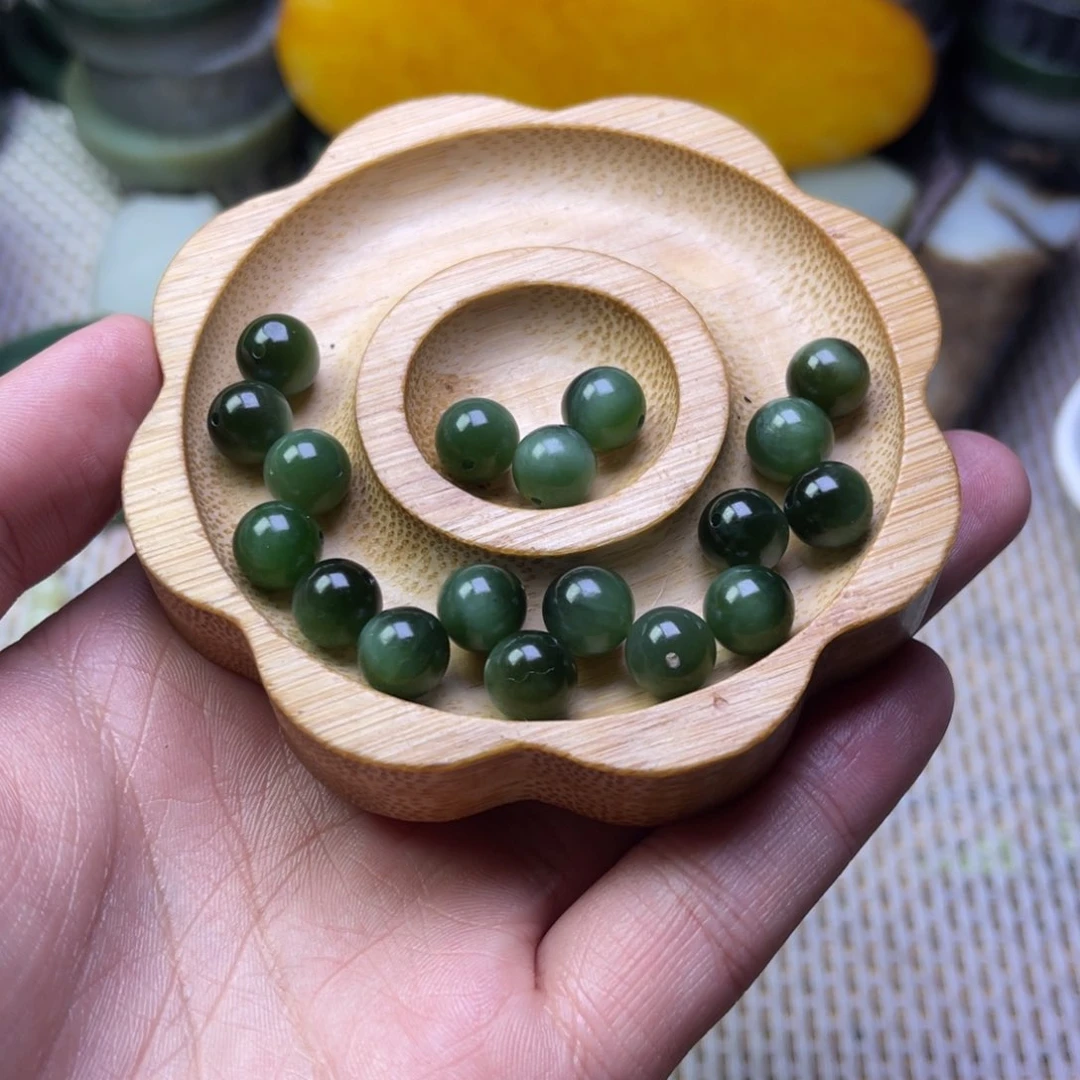 未镶嵌和田玉珠宝半成品俄碧黑猫卡10 有孔