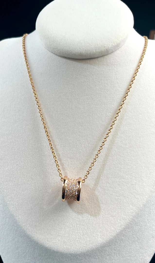 经典轻奢时尚丝巾