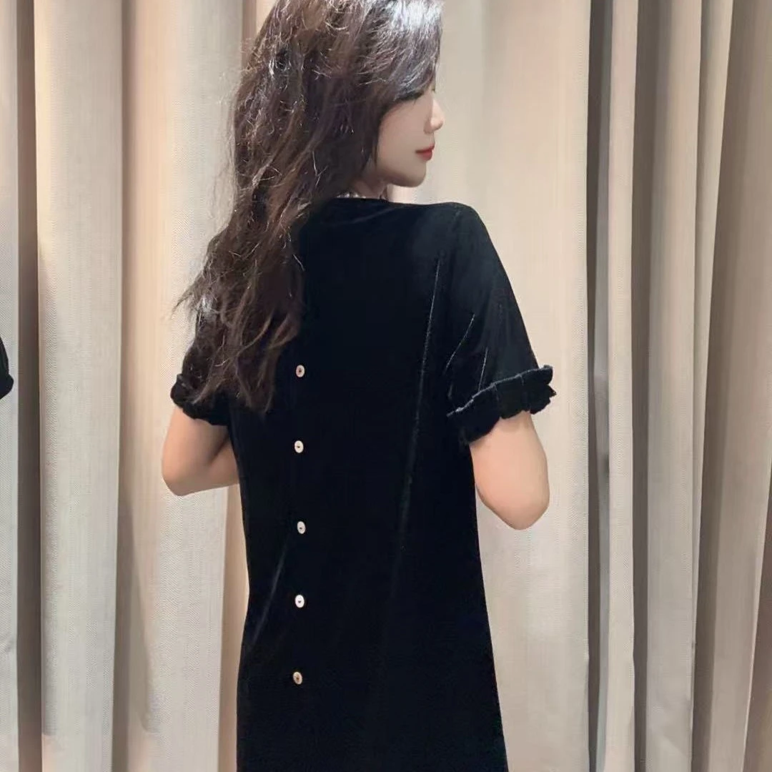 (飒爽推荐)国风丝绒后背扣连体群6710