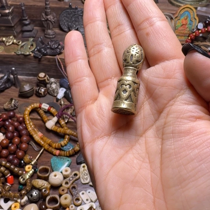 泥塑……………………………………………………