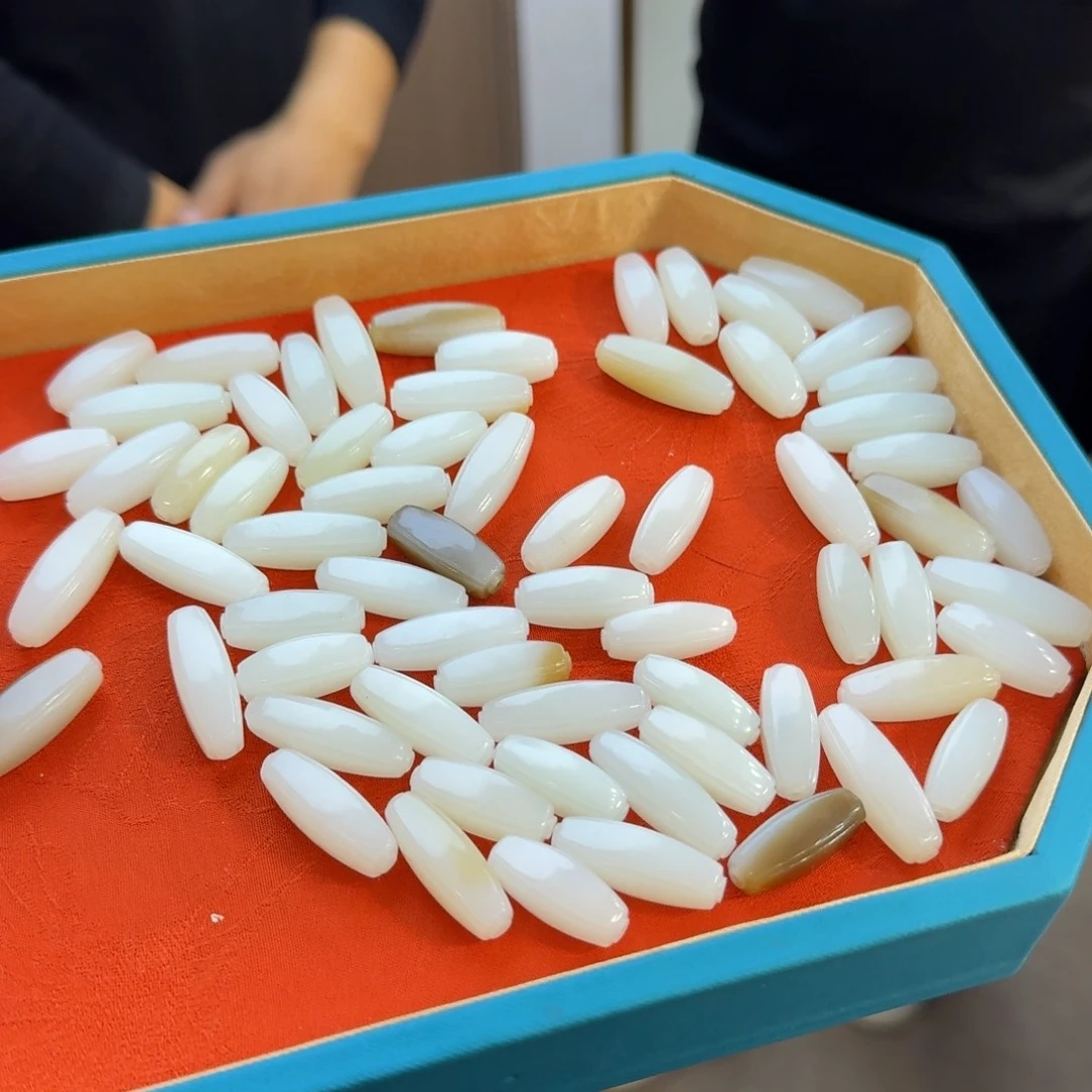 和田玉未镶嵌颈饰1225田总代购不退多样性发其一