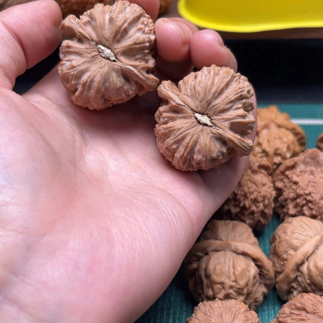 踏***痕吊坠文玩核桃37白狮子