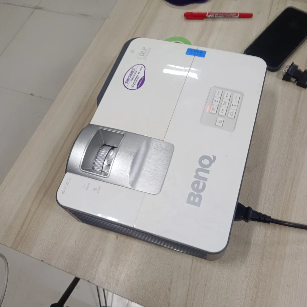 9新 Benq/明基 二手明基投影仪运费自理