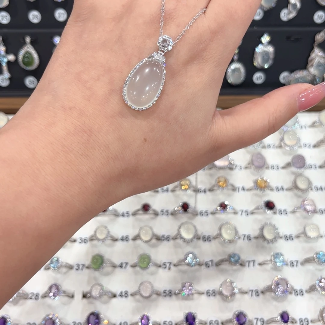 银S925镶嵌岫玉颈饰