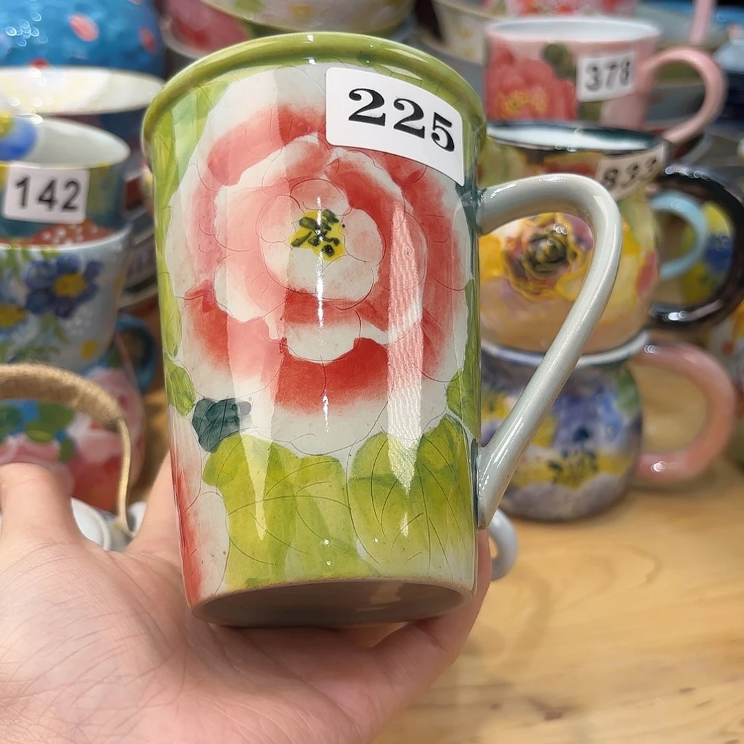 瓷片兔兔盖茨。兔兔