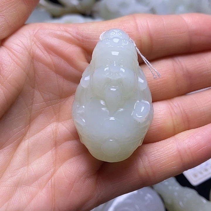 和田玉未镶嵌吊坠(不含链)