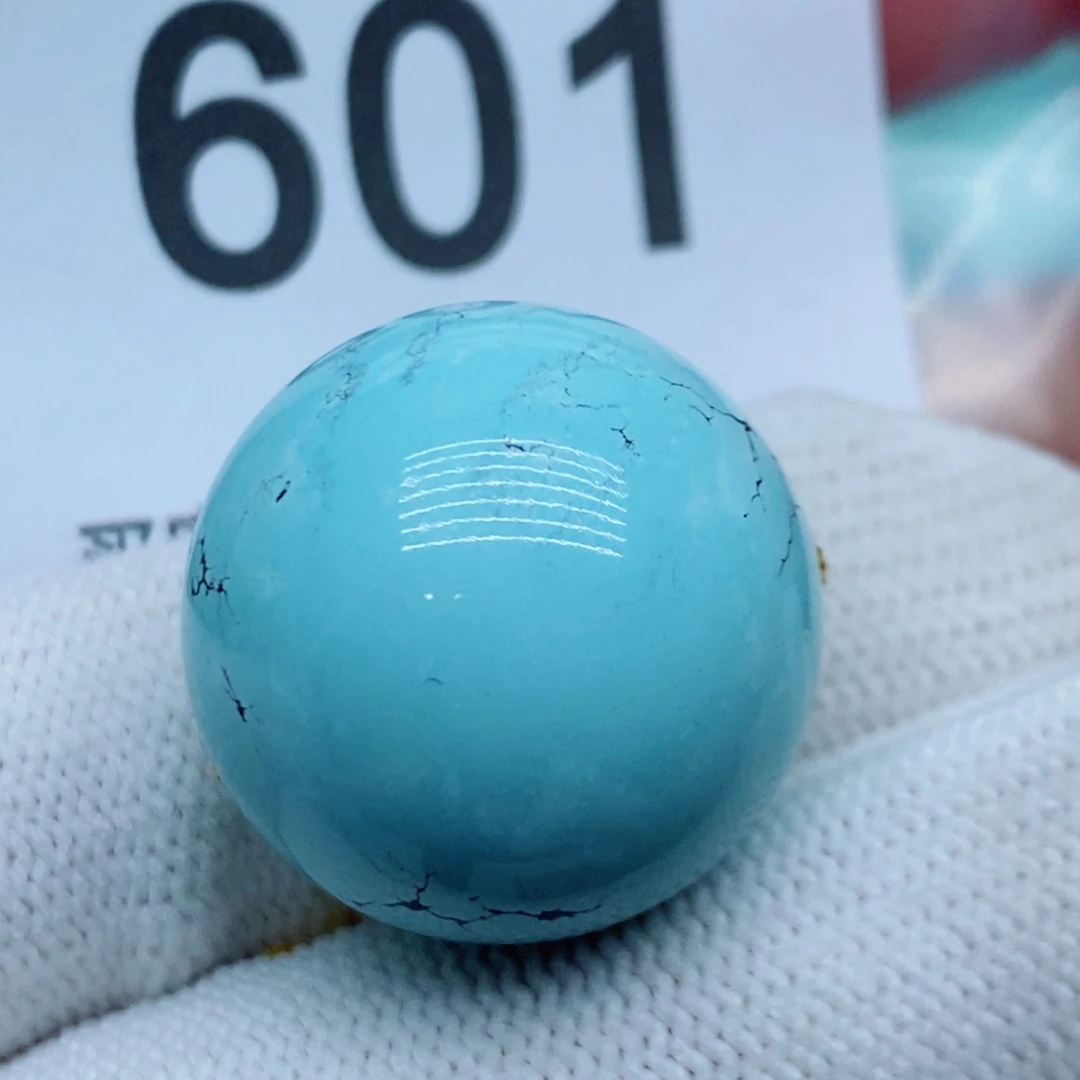 大***灰未镶嵌绿松石珠宝奇石