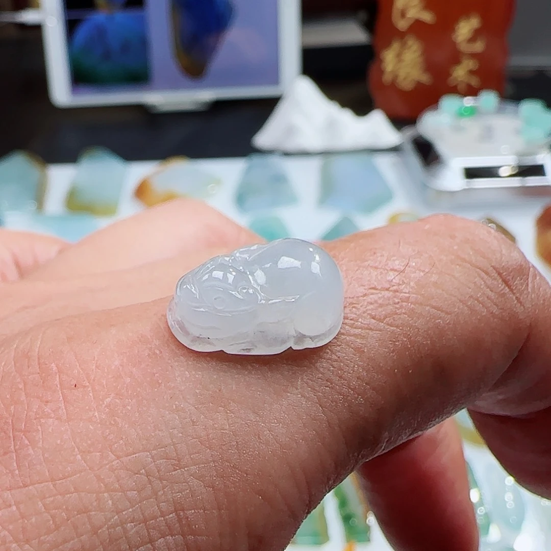 定制翡翠未镶嵌翡翠