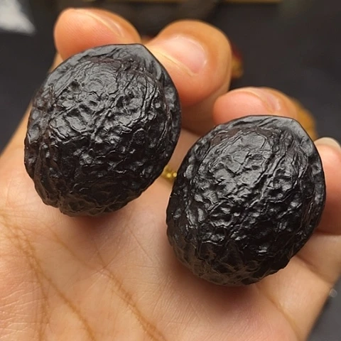 文玩核桃把件36尺蟒纹龙蛋