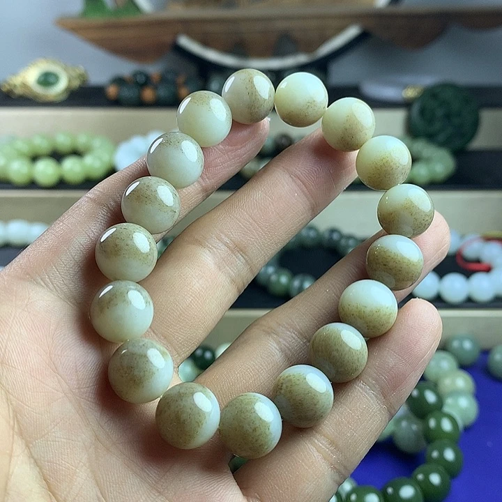 手串未镶嵌和田玉