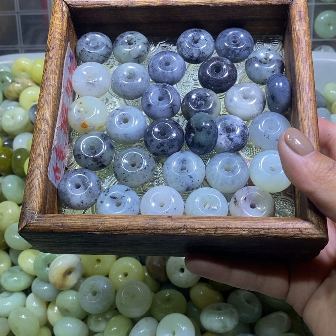 合金蛇纹石玉颈饰166