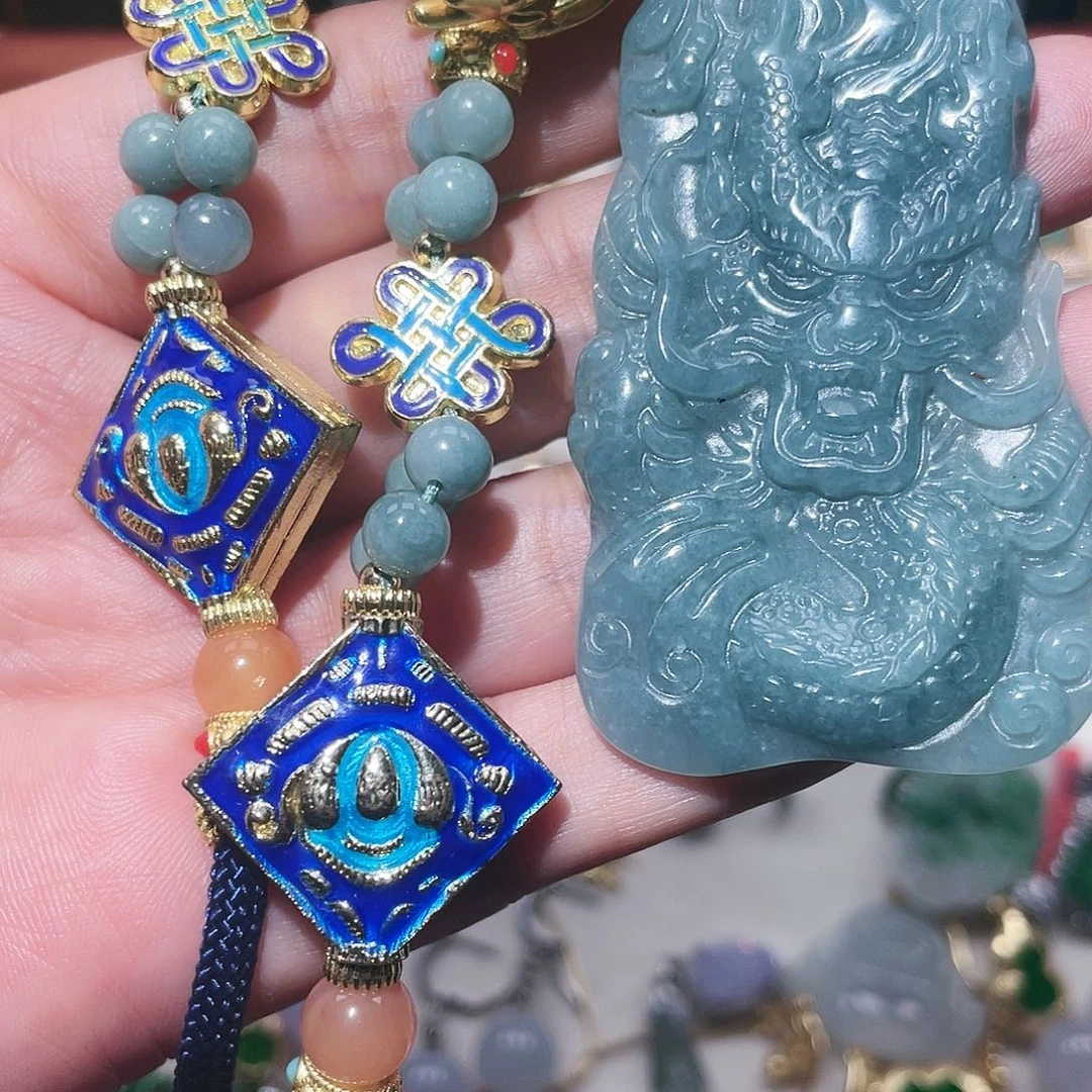 翡翠14K金镶嵌颈饰