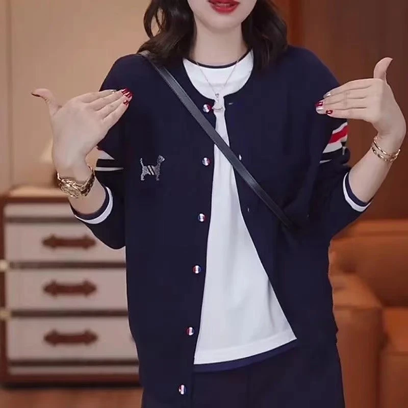 早秋三杠款开衫女欧货洋气小衫【88】
