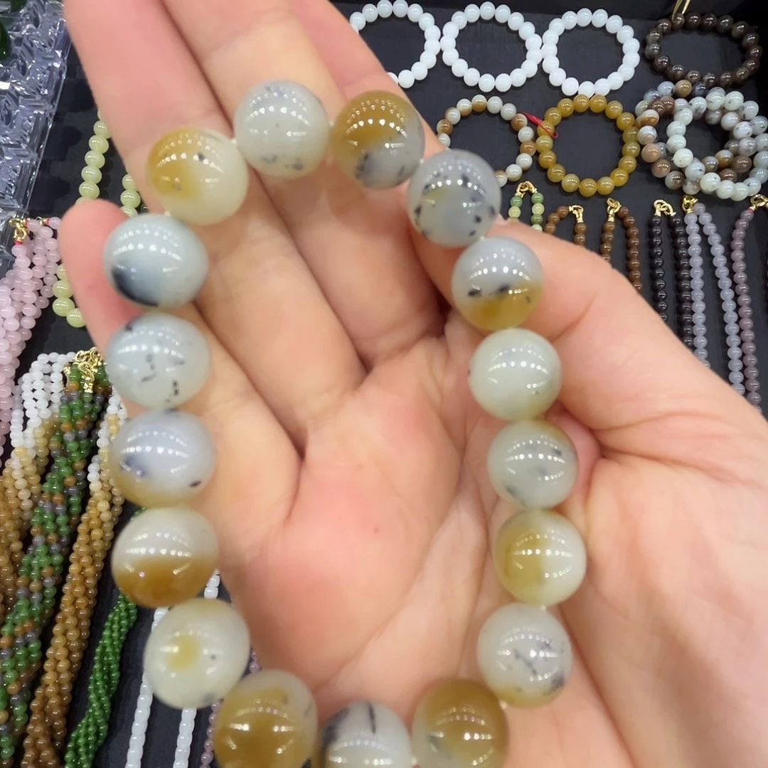 和田玉未镶嵌手串