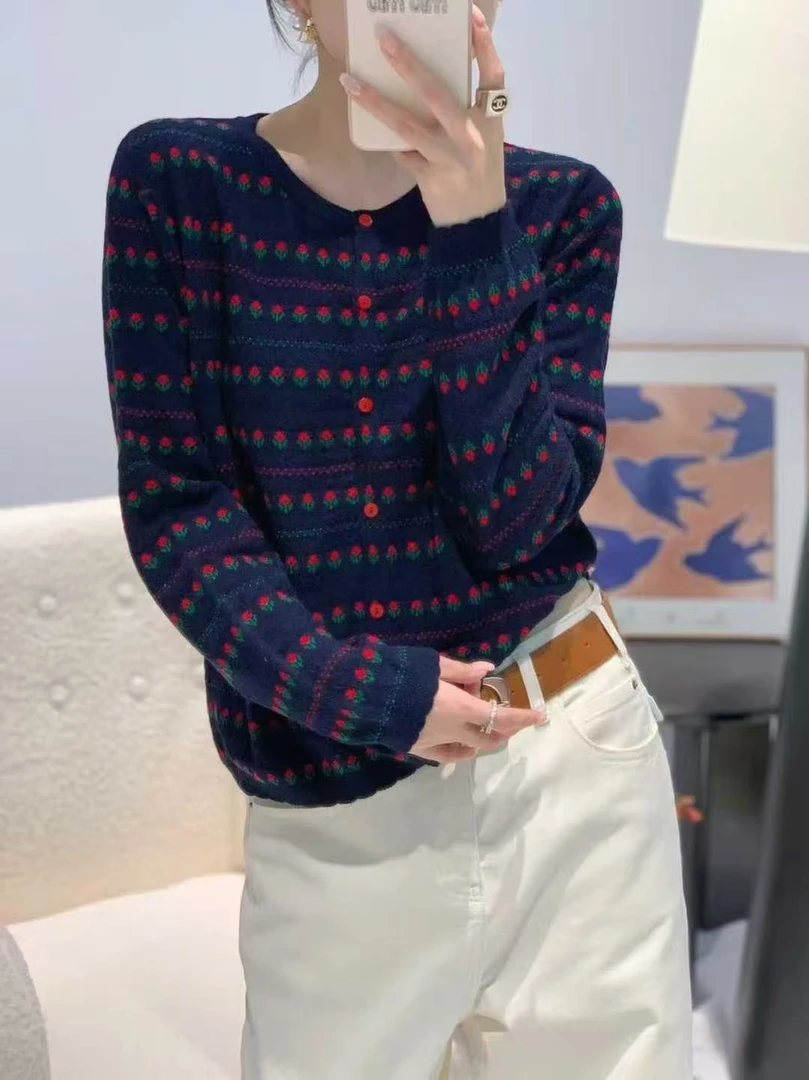 25早秋新款复古法式提花精纺超细羊毛针织衫开衫洋气减龄上衣外套