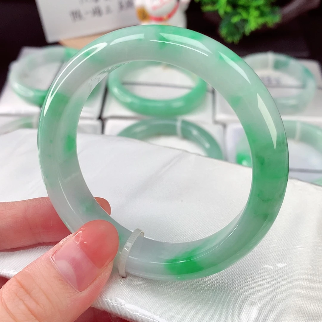 未镶嵌手镯翡翠翡翠