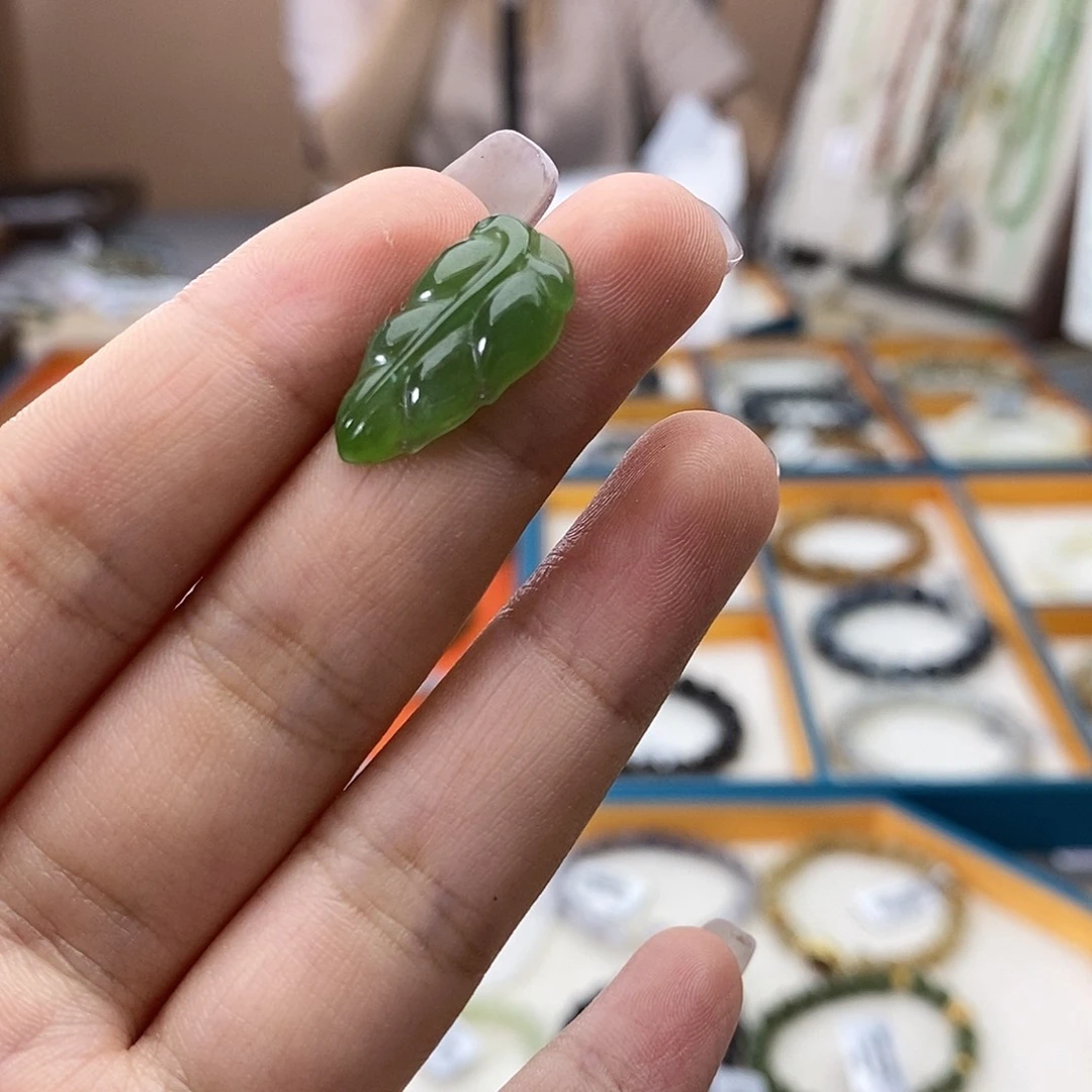 和田玉未镶嵌手串W11碧玉叶子