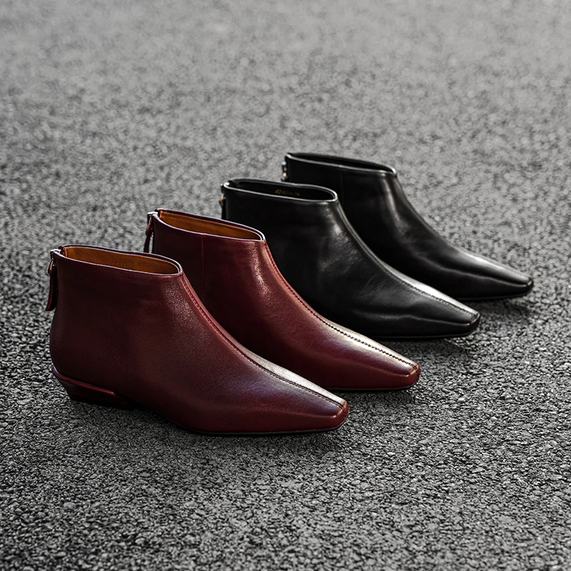 卡卡妮亚 现货时尚百搭酒红色切尔西靴2025秋冬新款真皮方头短靴