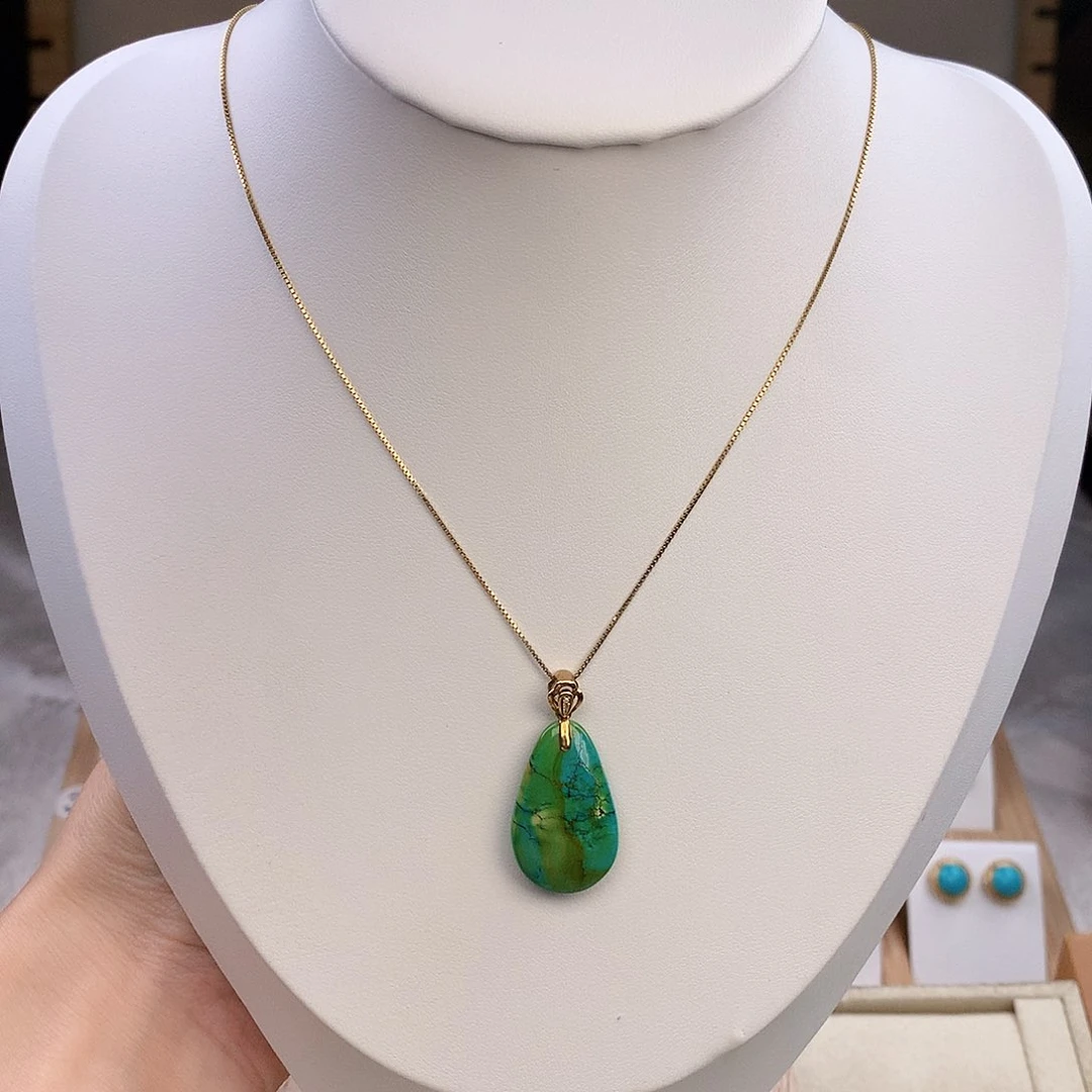 绿松石18K金镶嵌颈饰