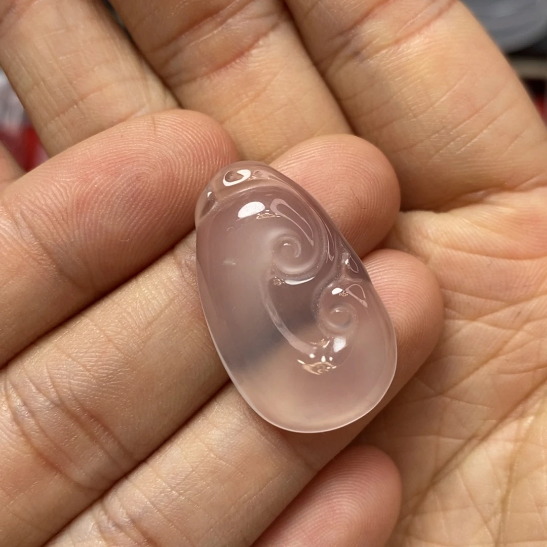 石英质玉未镶嵌吊坠