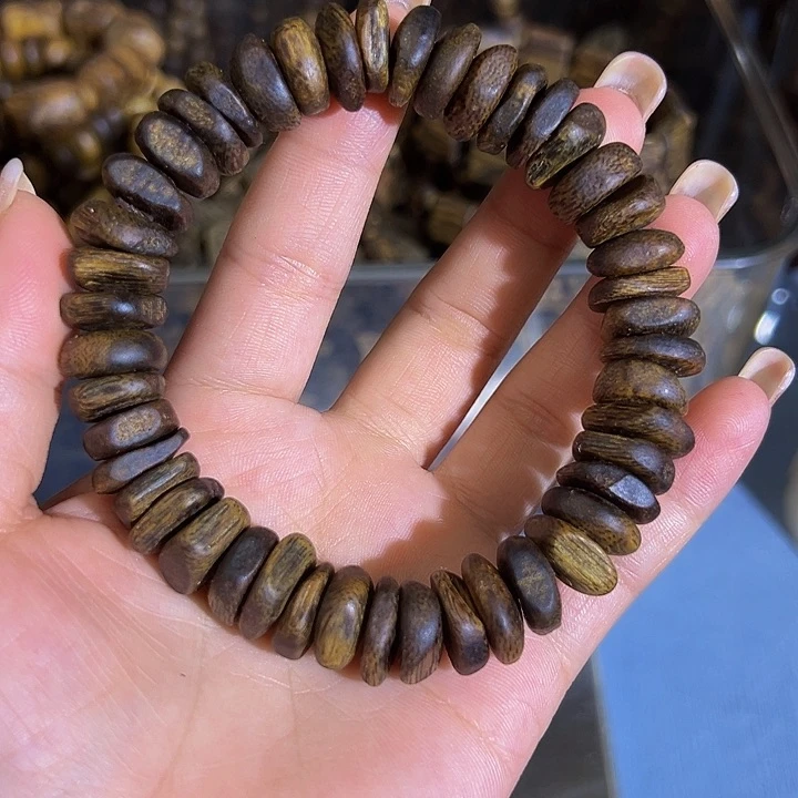 沉香手串沉水老料虫漏单圈绿棋1.323