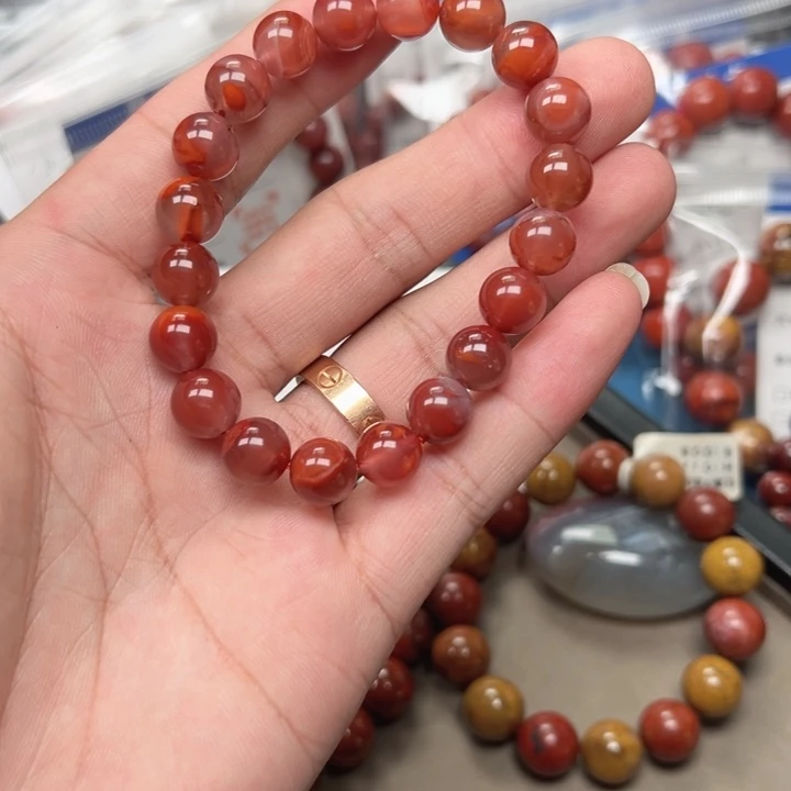 南红玛瑙未镶嵌手链