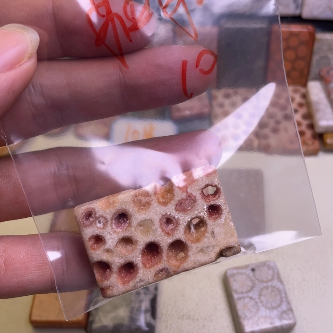 粗***爱合金吊坠硅化玉精品8