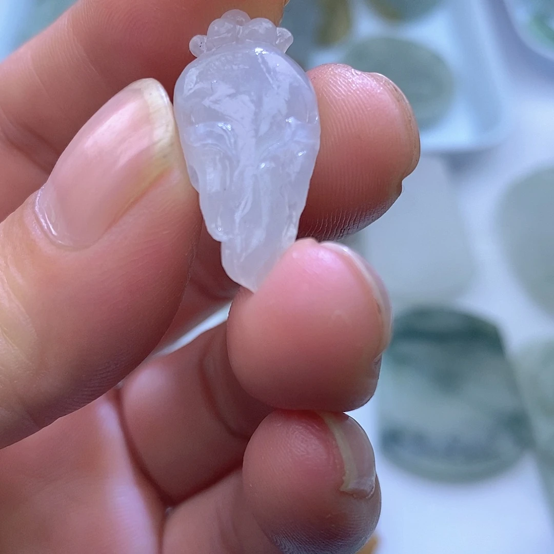 定制翡翠未镶嵌人参