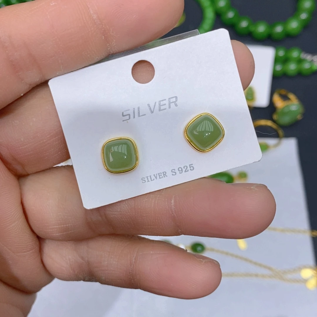 和田玉（碧玉）颈饰银S925镀金镶嵌