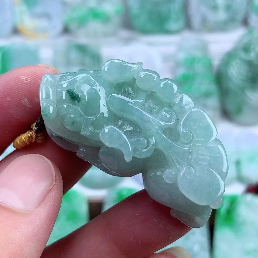 翡翠未镶嵌颈饰翡翠吊坠
