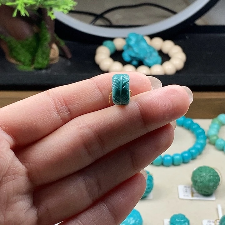 @***笔绿松石未镶嵌珠宝奇石12.3