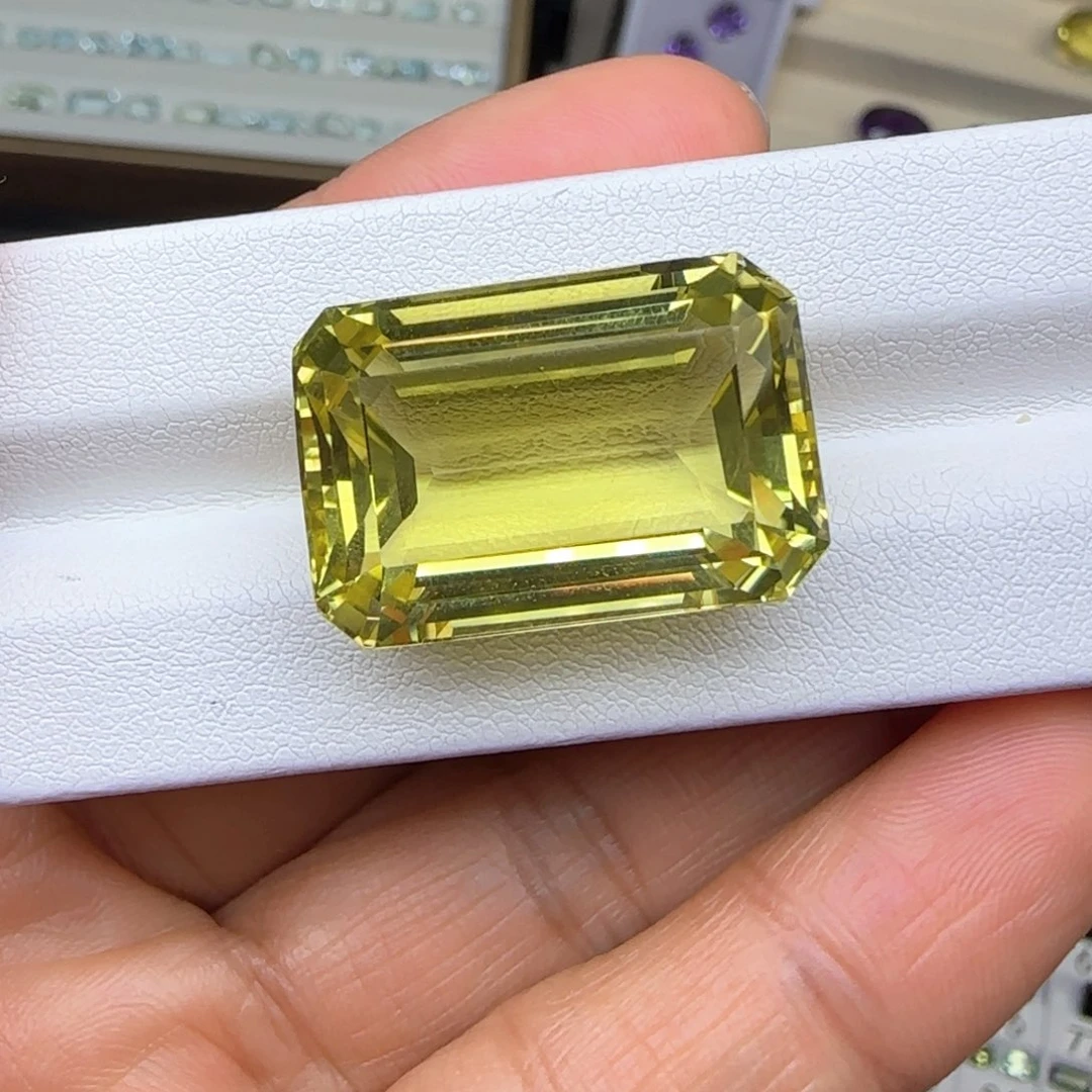 水晶珠宝半成品未镶嵌天然41克拉