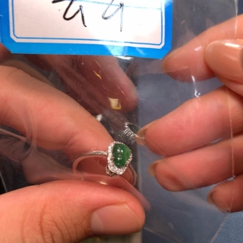 【闪购商品】翡翠手镯未镶嵌V****云