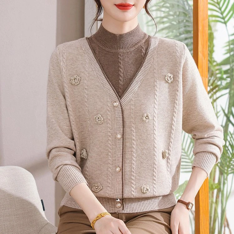 妈妈秋装针织衫2025新款中老年女装秋冬款加厚保暖假两件毛衣上衣