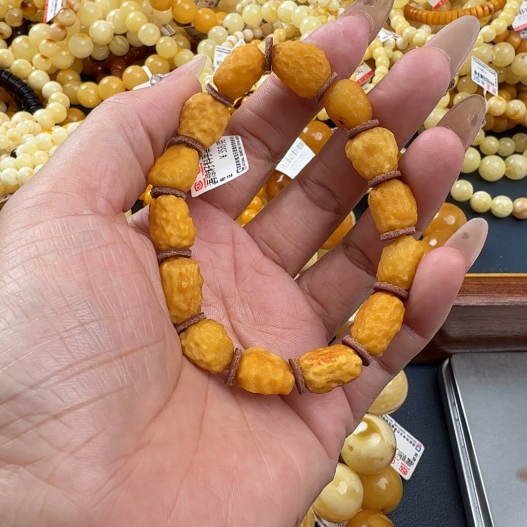 琥珀未镶嵌珠宝奇石