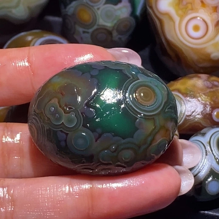 玛瑙/玉髓未镶嵌珠宝奇石19