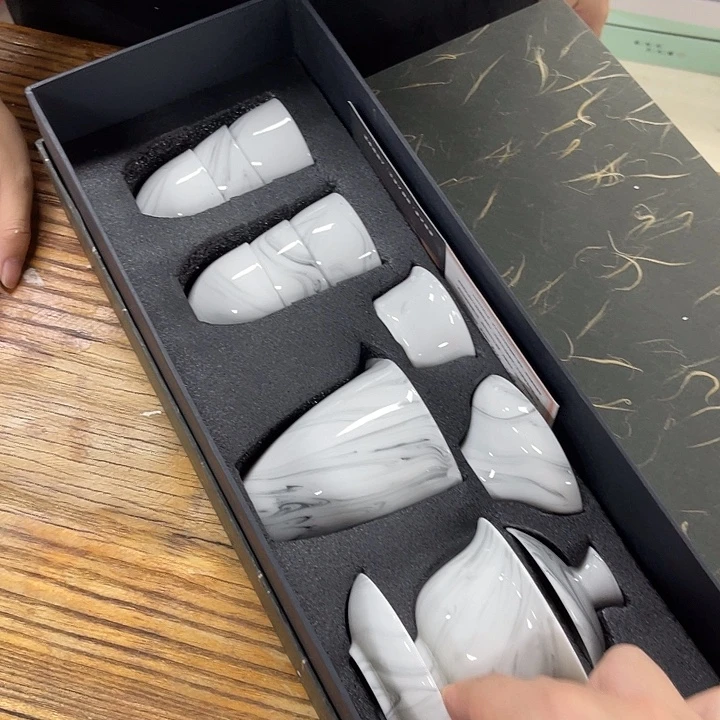 孤品茶具套装等。